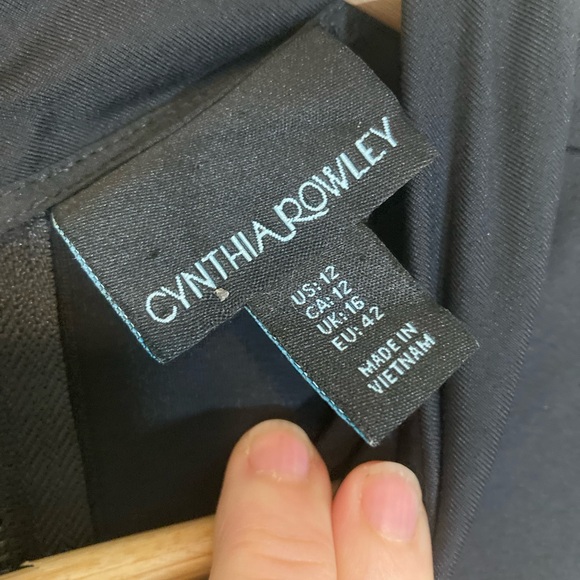 Elegant Black Sleeveless Dress, Cynthia Rowley, size 12, excellent condition - Picture 3 of 3